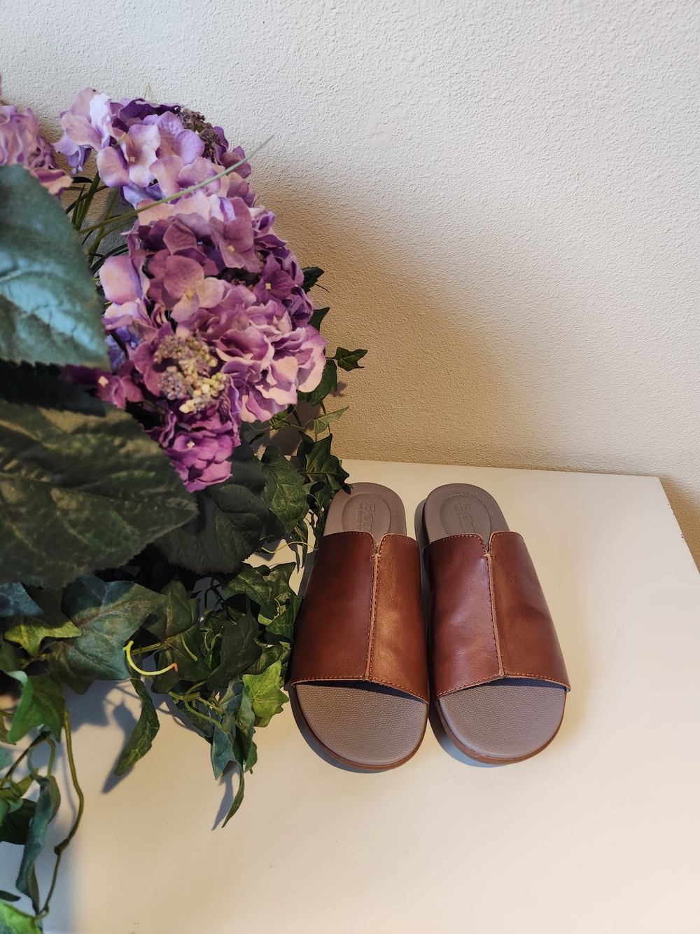 New Born Brown Leather Slide Sandals